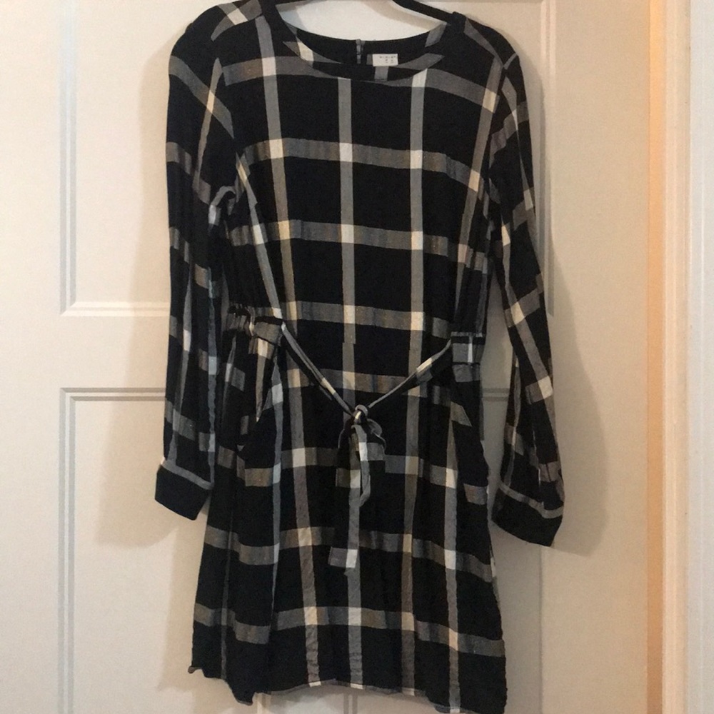 Black and white plaid long sleeve dress w/ bow tie